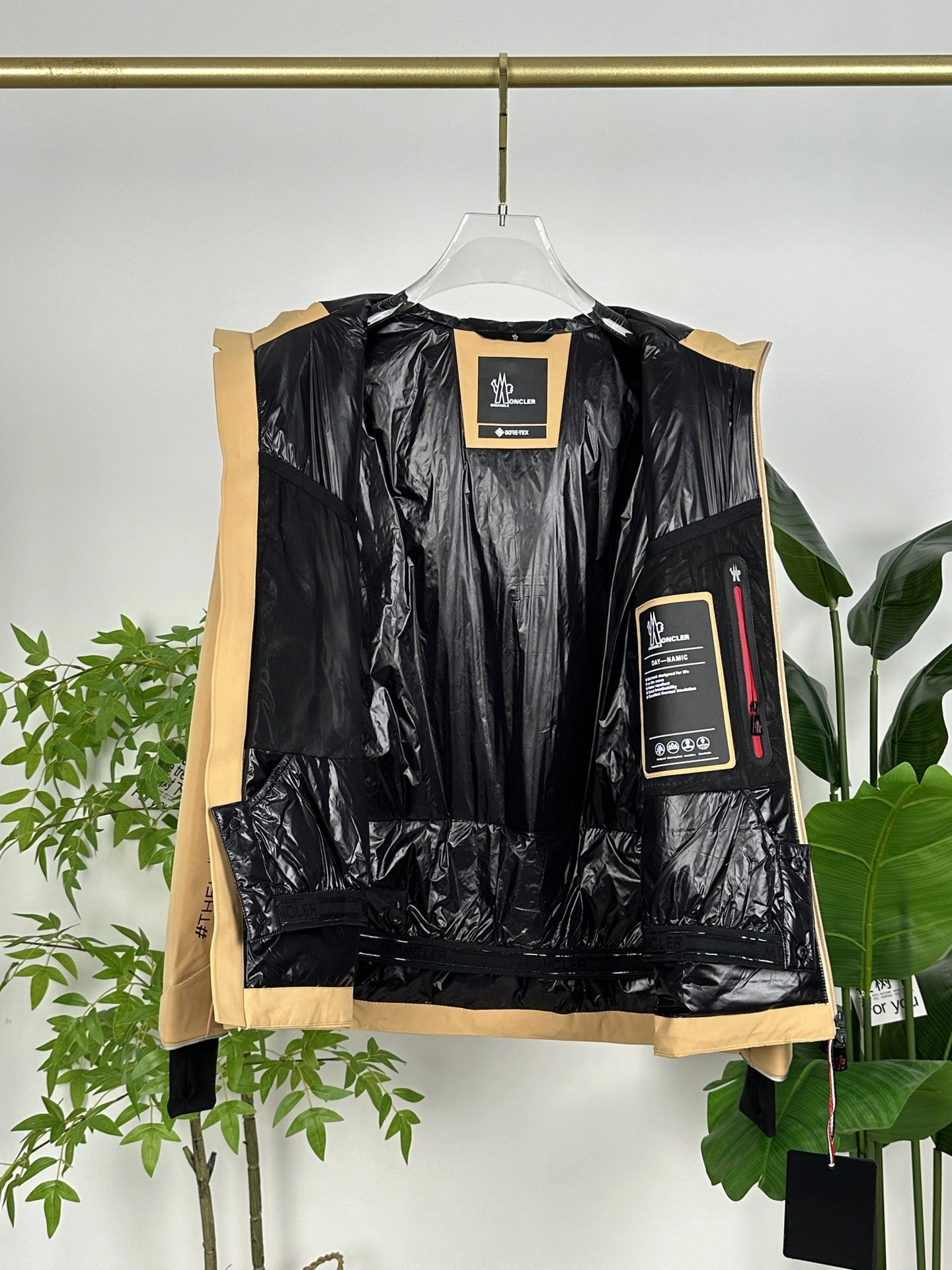 Durable Moncler Down Jackets 145465