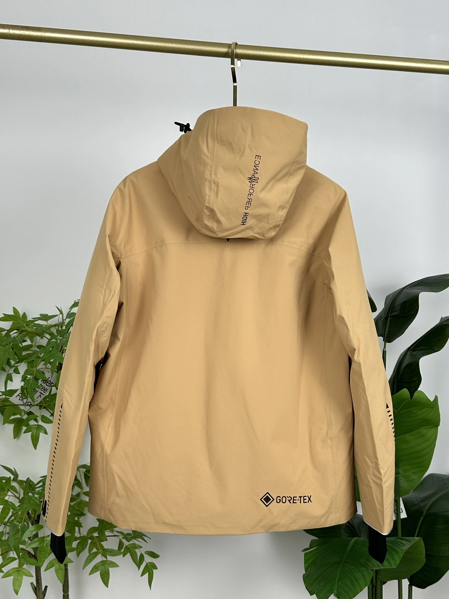 Durable Moncler Down Jackets 145465