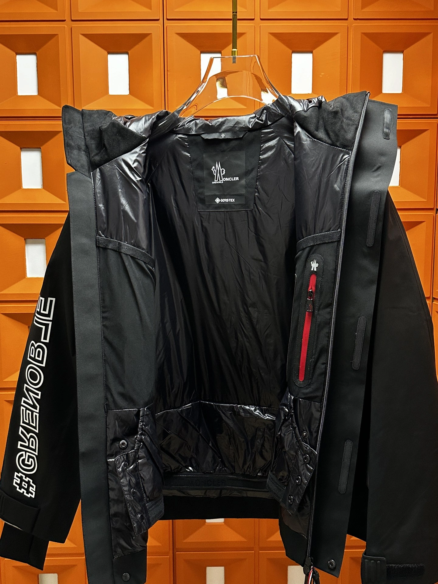 Moncler Down Jackets Durable 145452