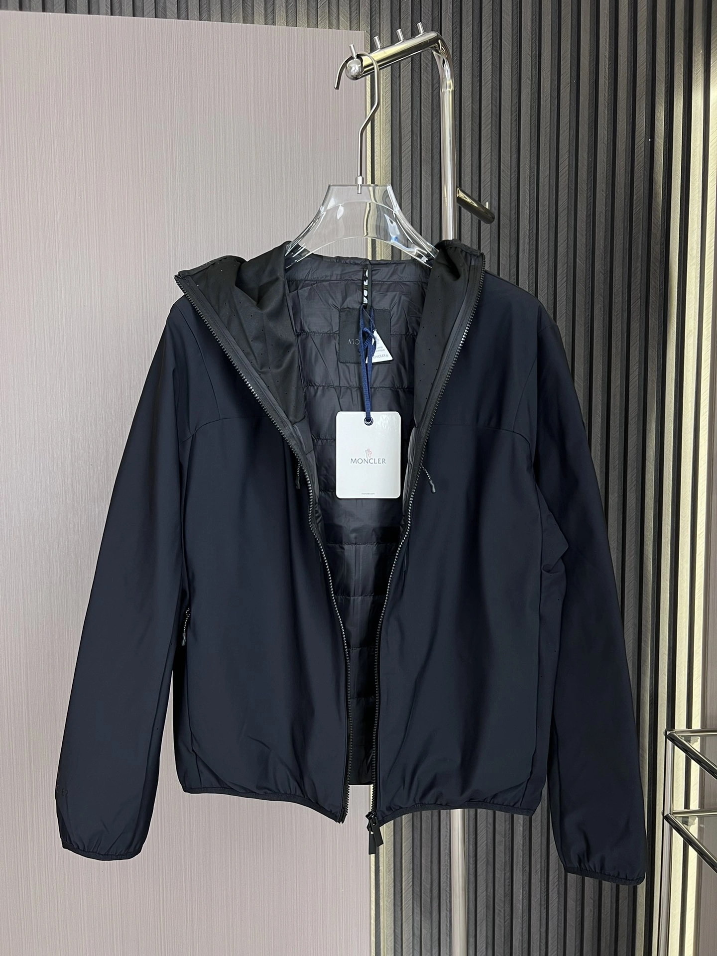 MoistureWicking Moncler Down Jackets 145466