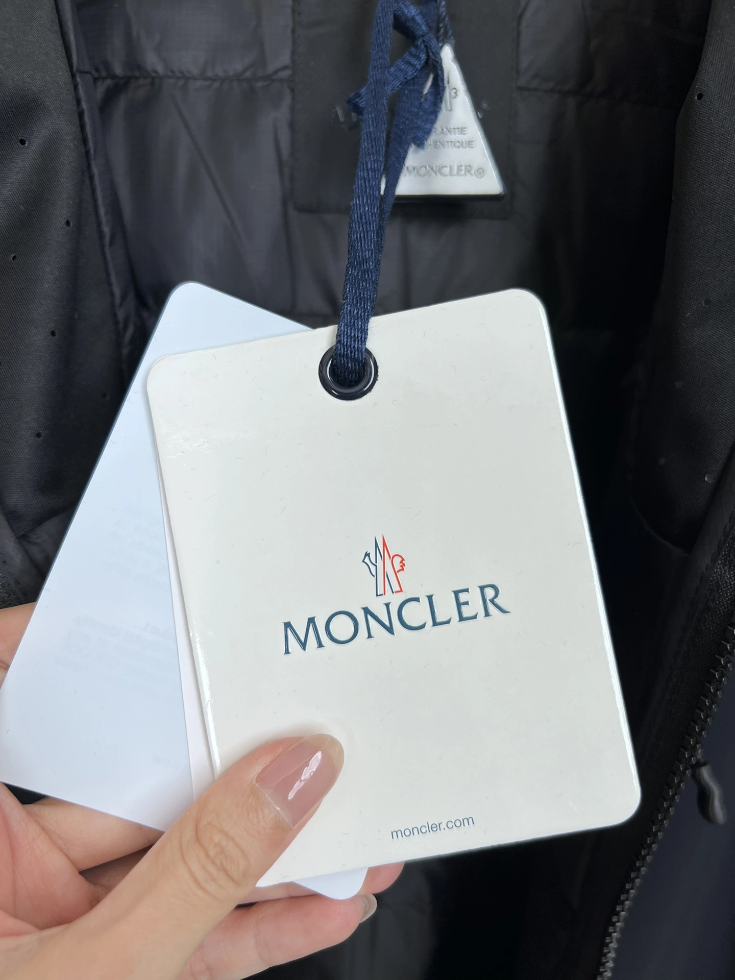 MoistureWicking Moncler Down Jackets 145466