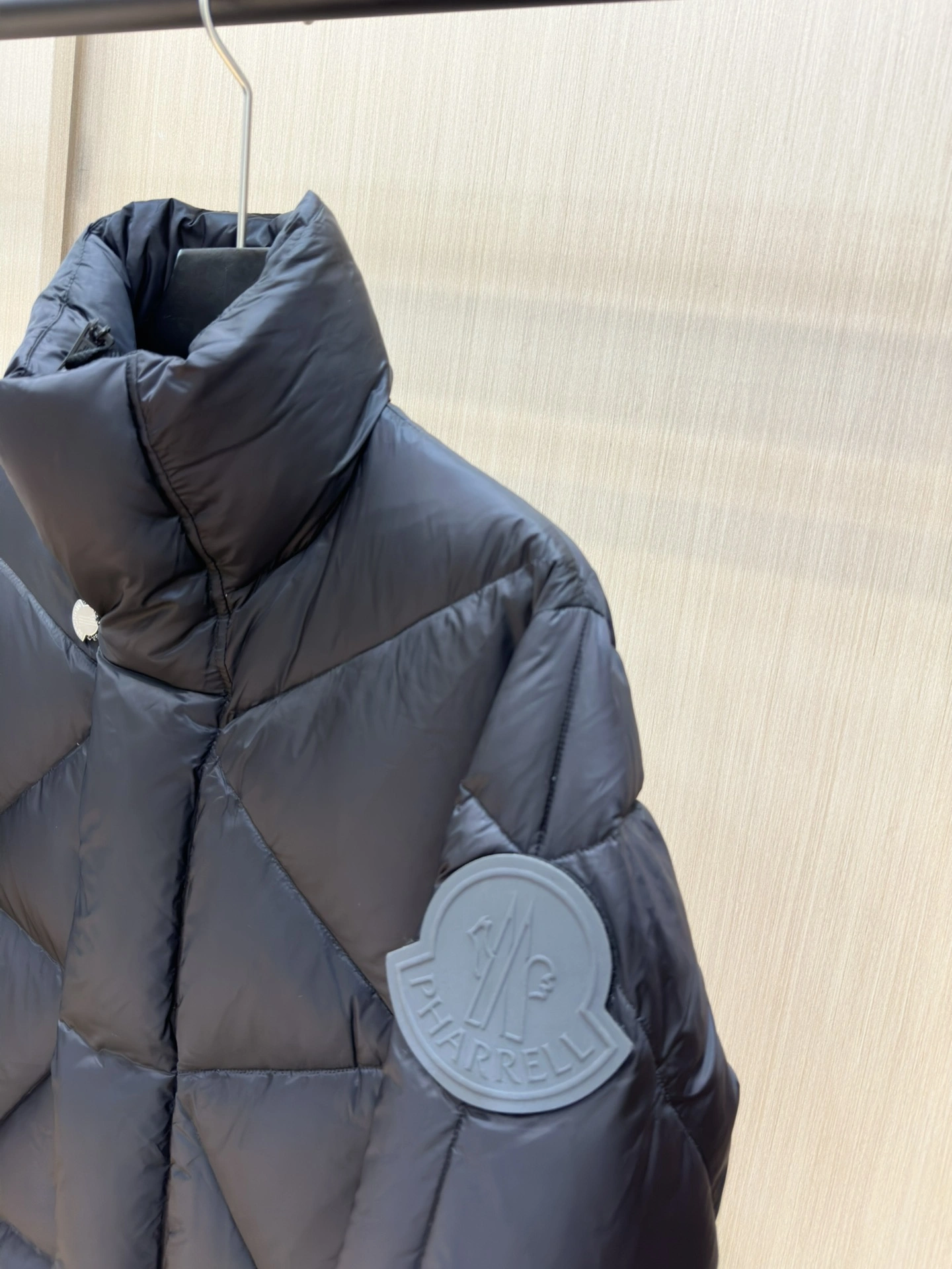 EyeCatching Moncler Down Jackets 145440
