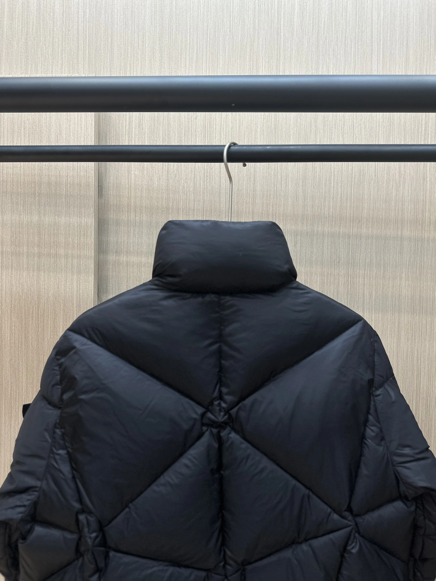 EyeCatching Moncler Down Jackets 145440