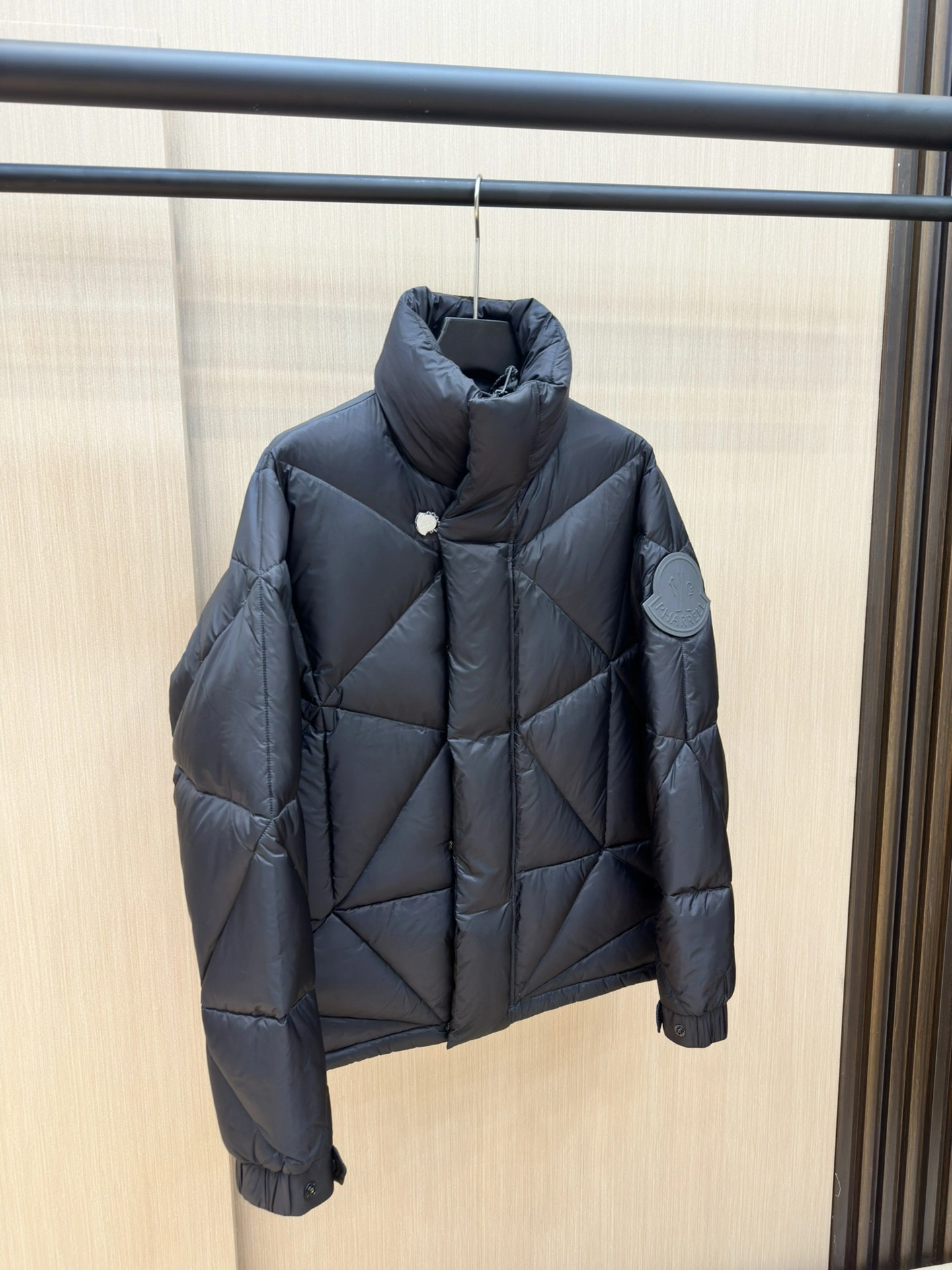 EyeCatching Moncler Down Jackets 145440