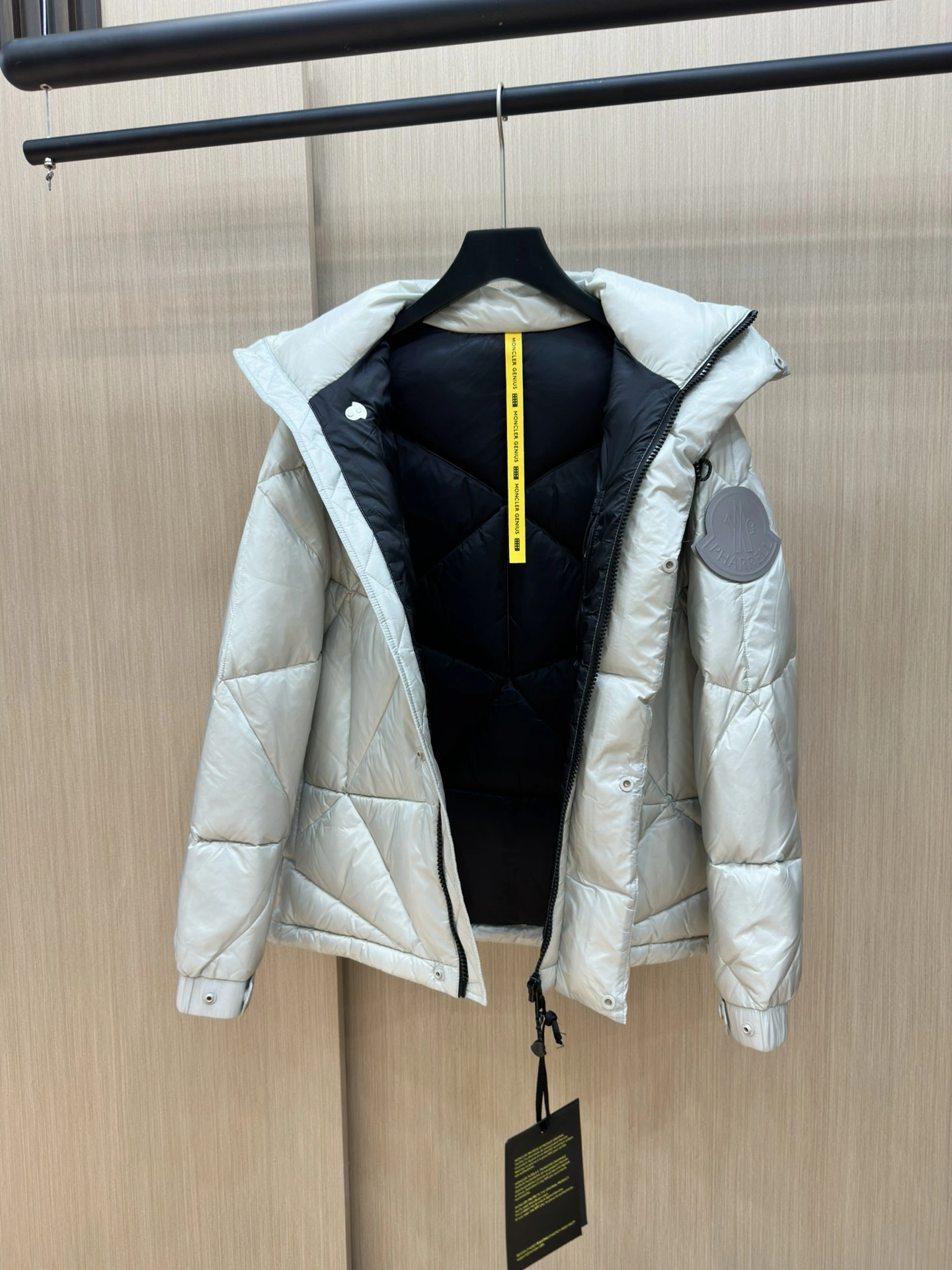 Soft Moncler Down Jackets 145454