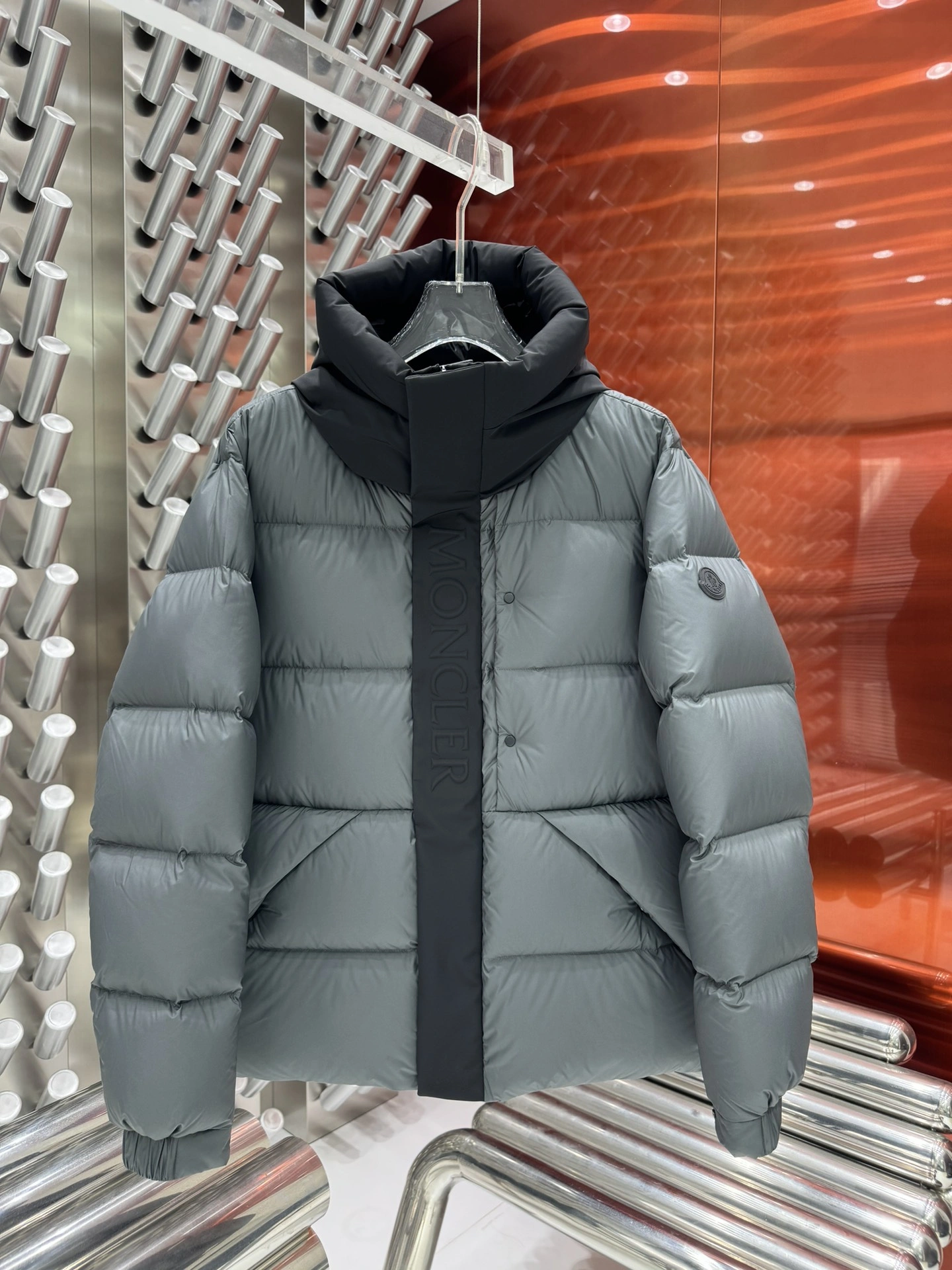 Flexible Moncler Down Jackets 145458