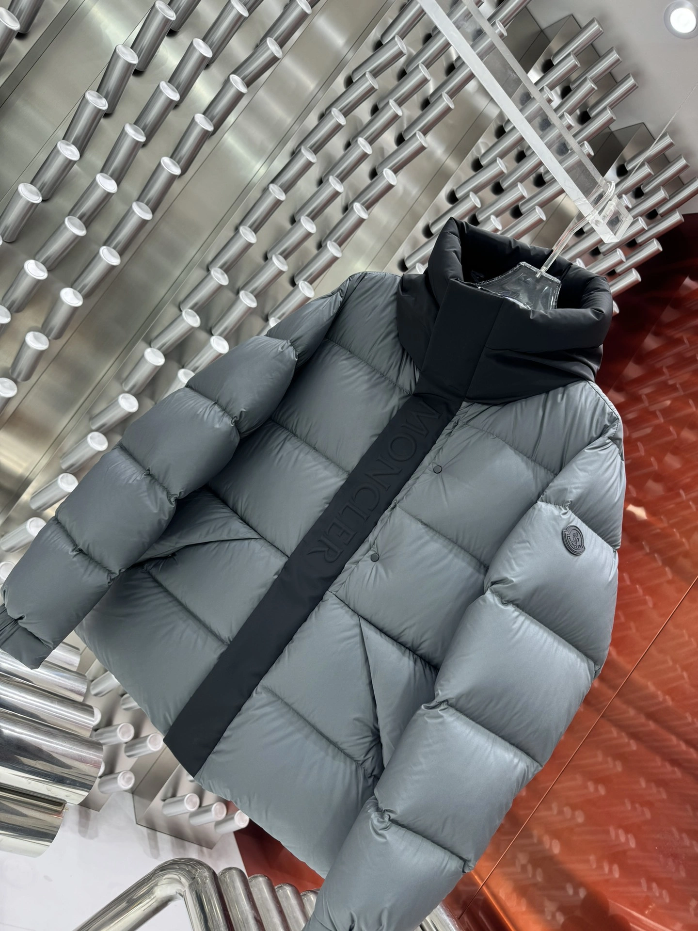Flexible Moncler Down Jackets 145458