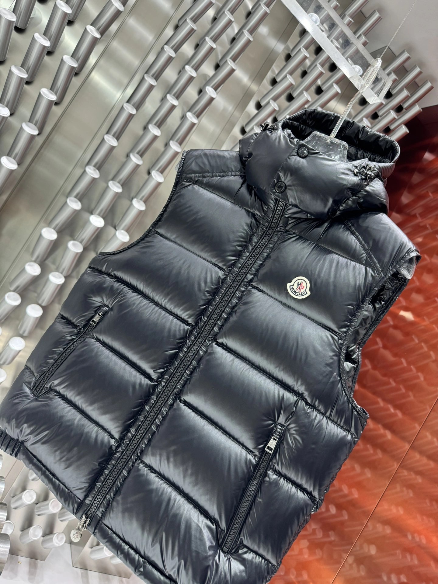 EyeCatching Moncler Down Jackets 145459