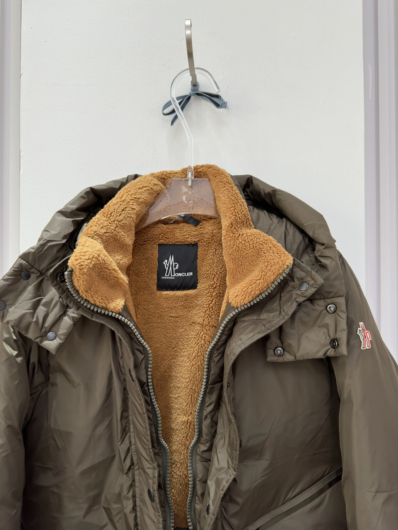 Unisex Moncler Down Jackets 145443