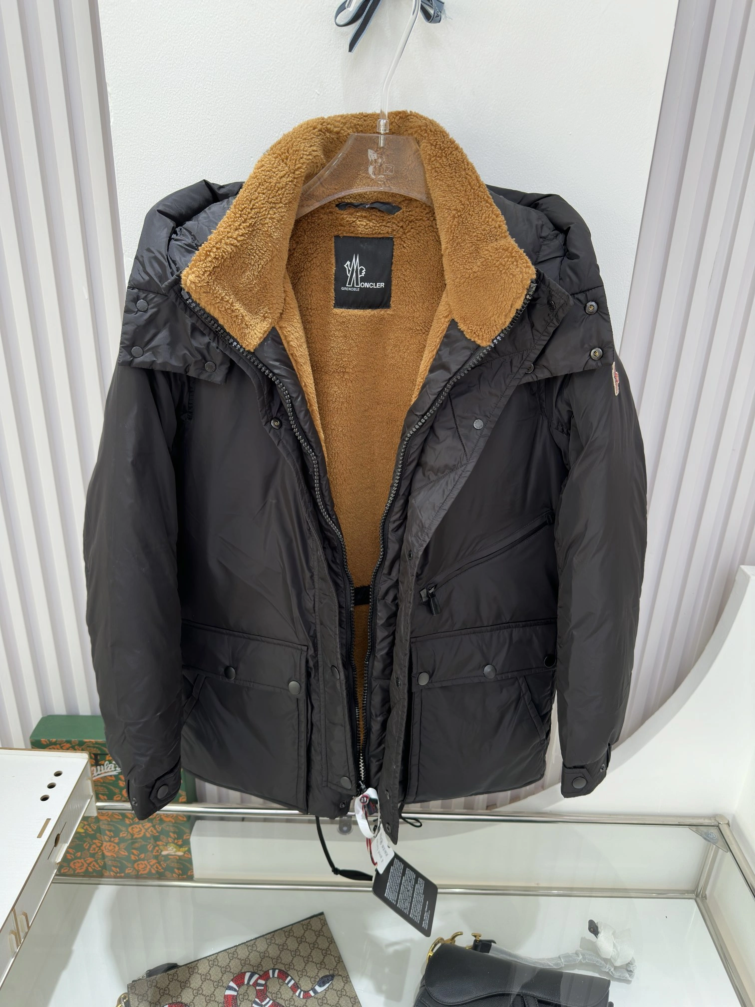Moncler Down Jackets WellDesigned 145446