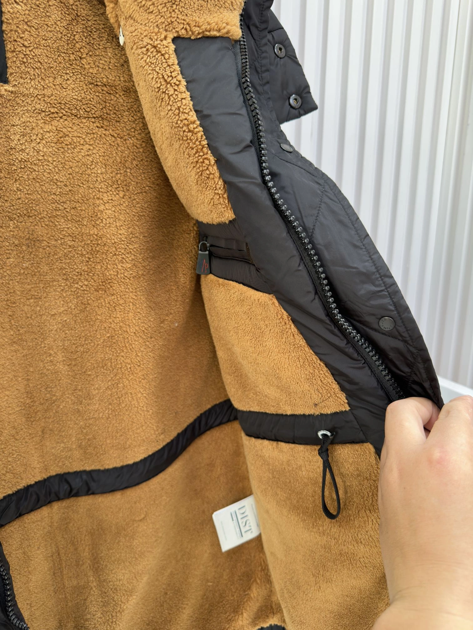Moncler Down Jackets WellDesigned 145446