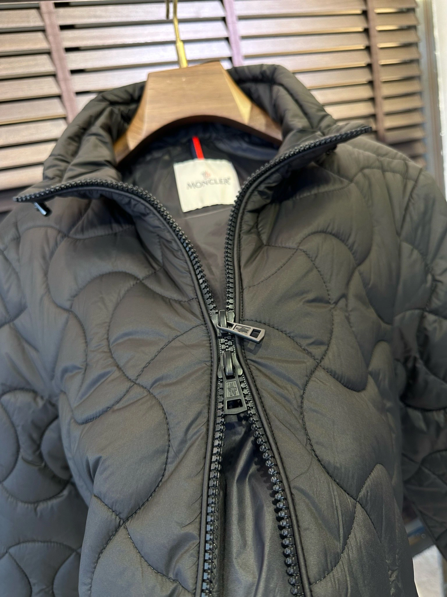 TravelReady Moncler Down Jackets 145456