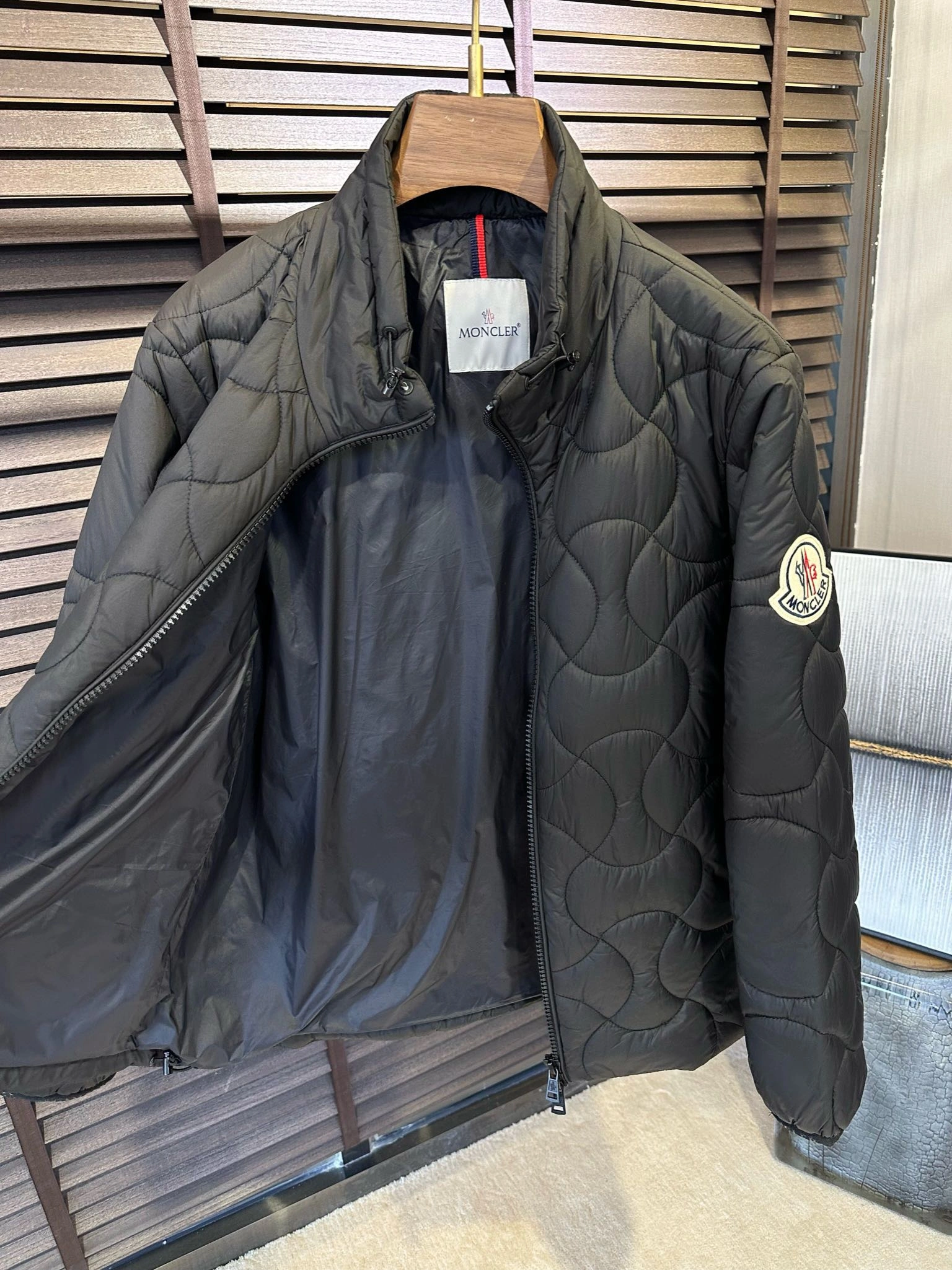 TravelReady Moncler Down Jackets 145456