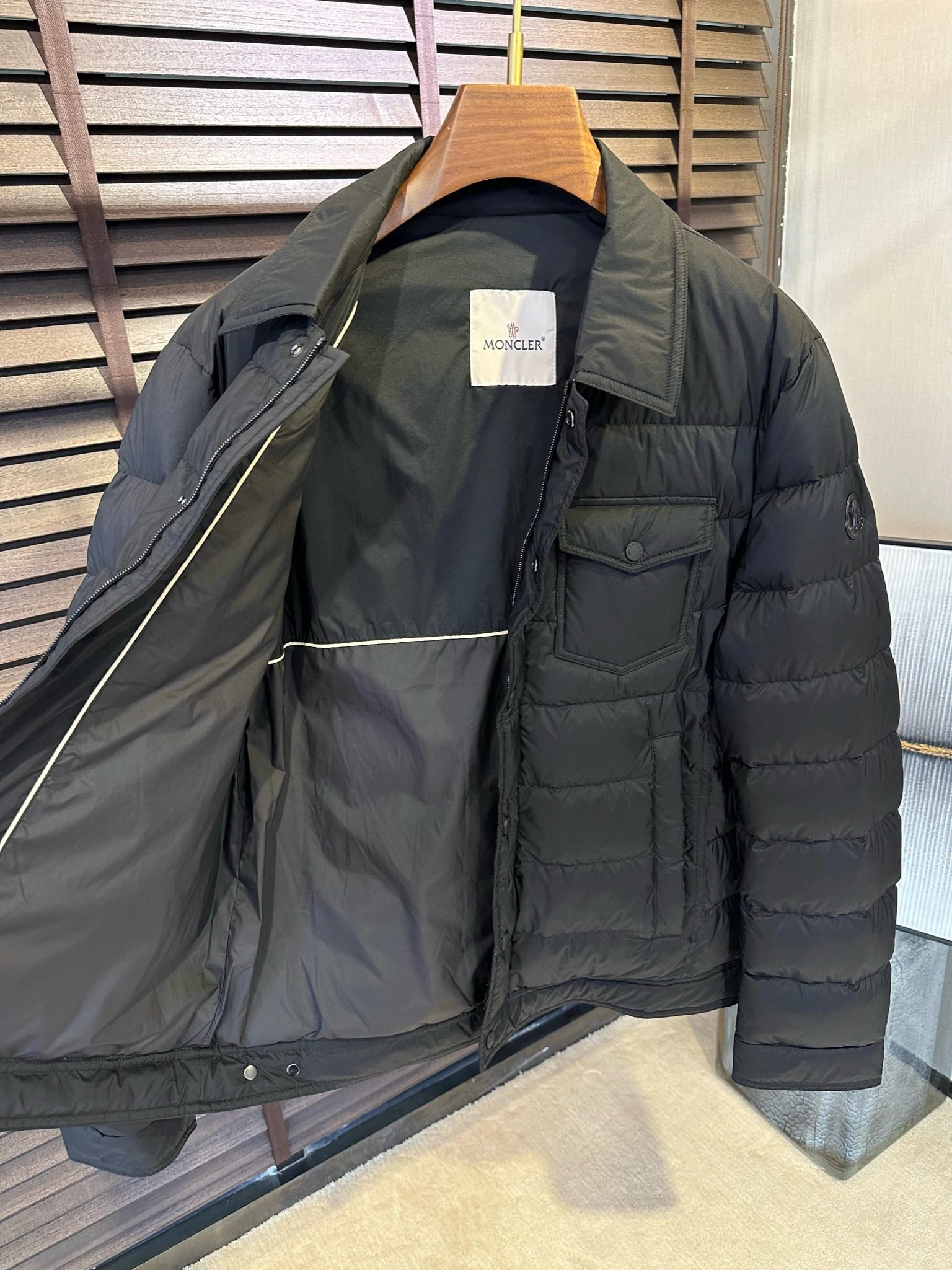 Moncler Down Jackets Sustainable 145462