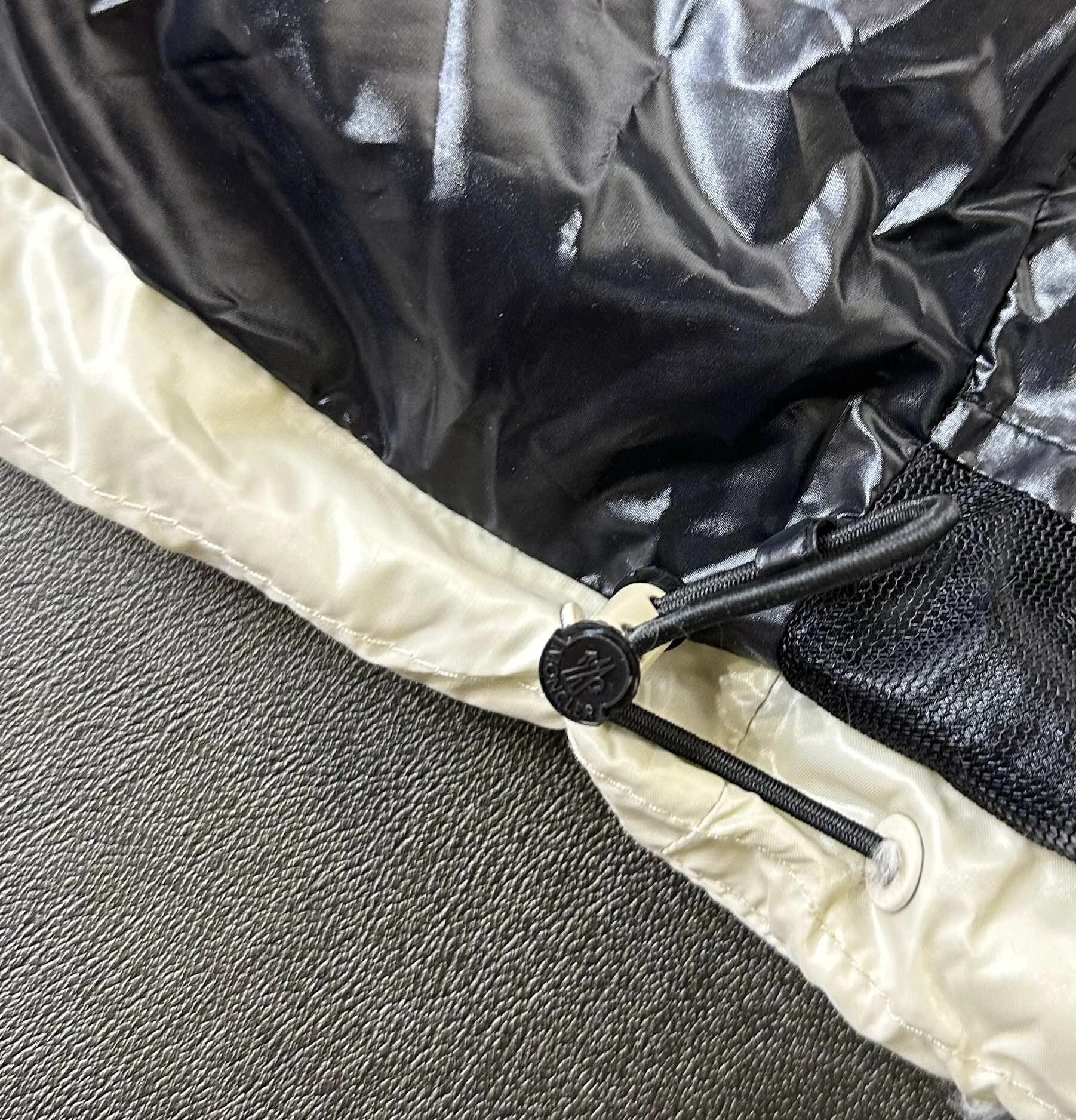 Moncler Down Jackets Efficient 145437