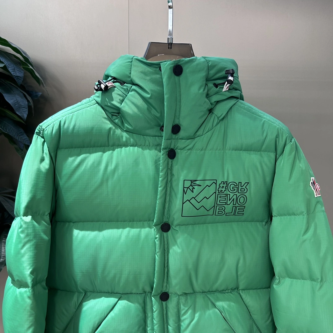 Moncler Down Jackets Comfortable 145438