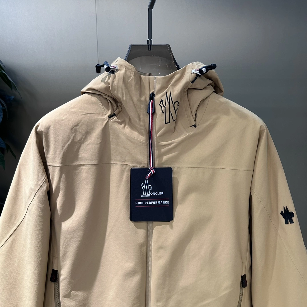 Moncler Down Jackets Timeless 145429