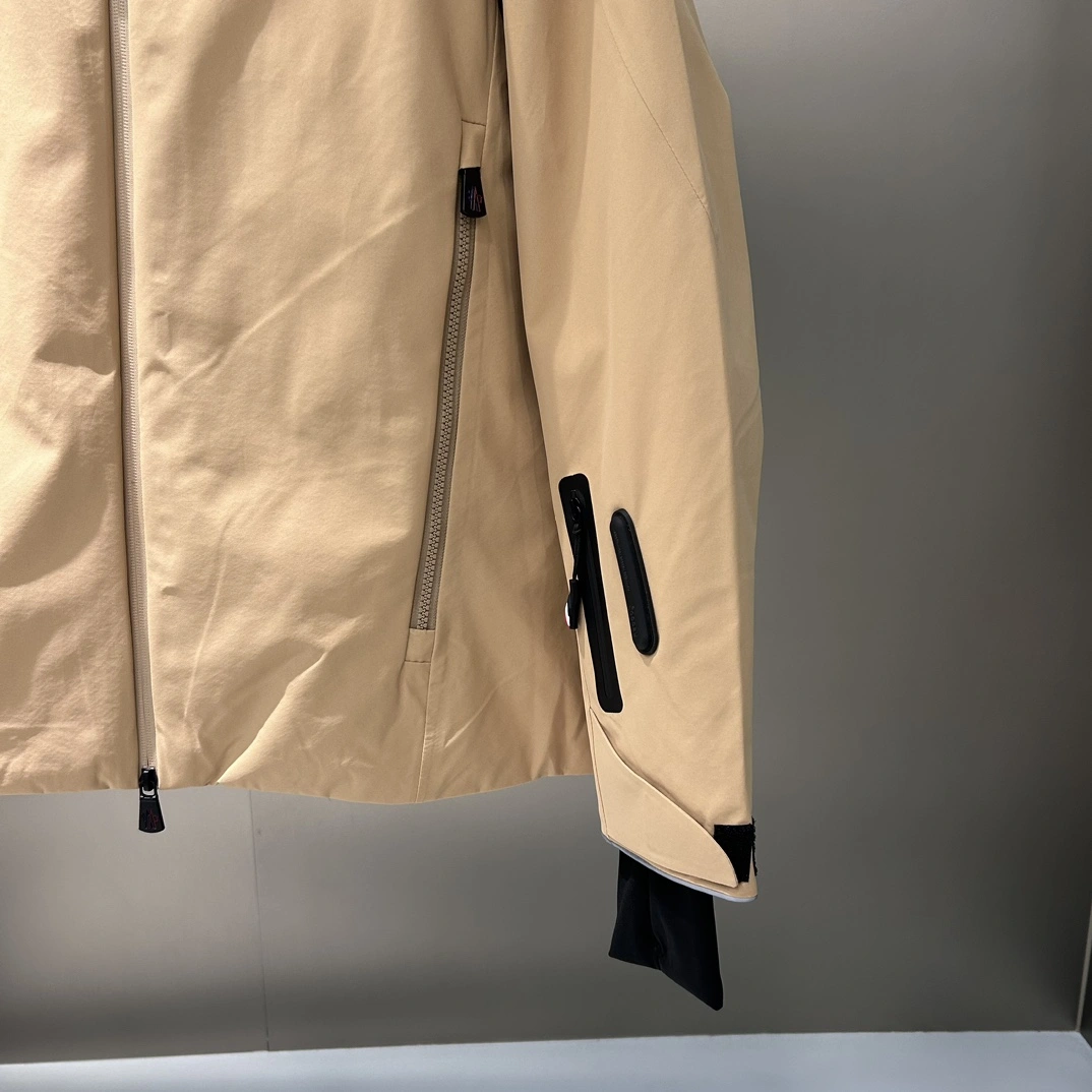 Moncler Down Jackets Timeless 145429