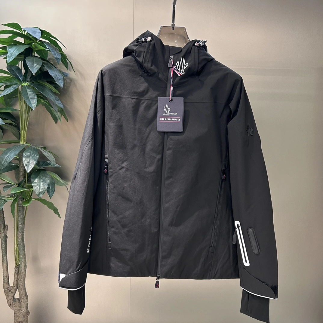 EasyMatch Moncler Down Jackets 145428