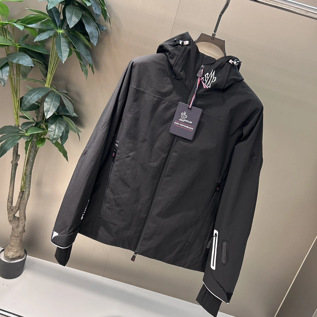 EasyMatch Moncler Down Jackets 145428