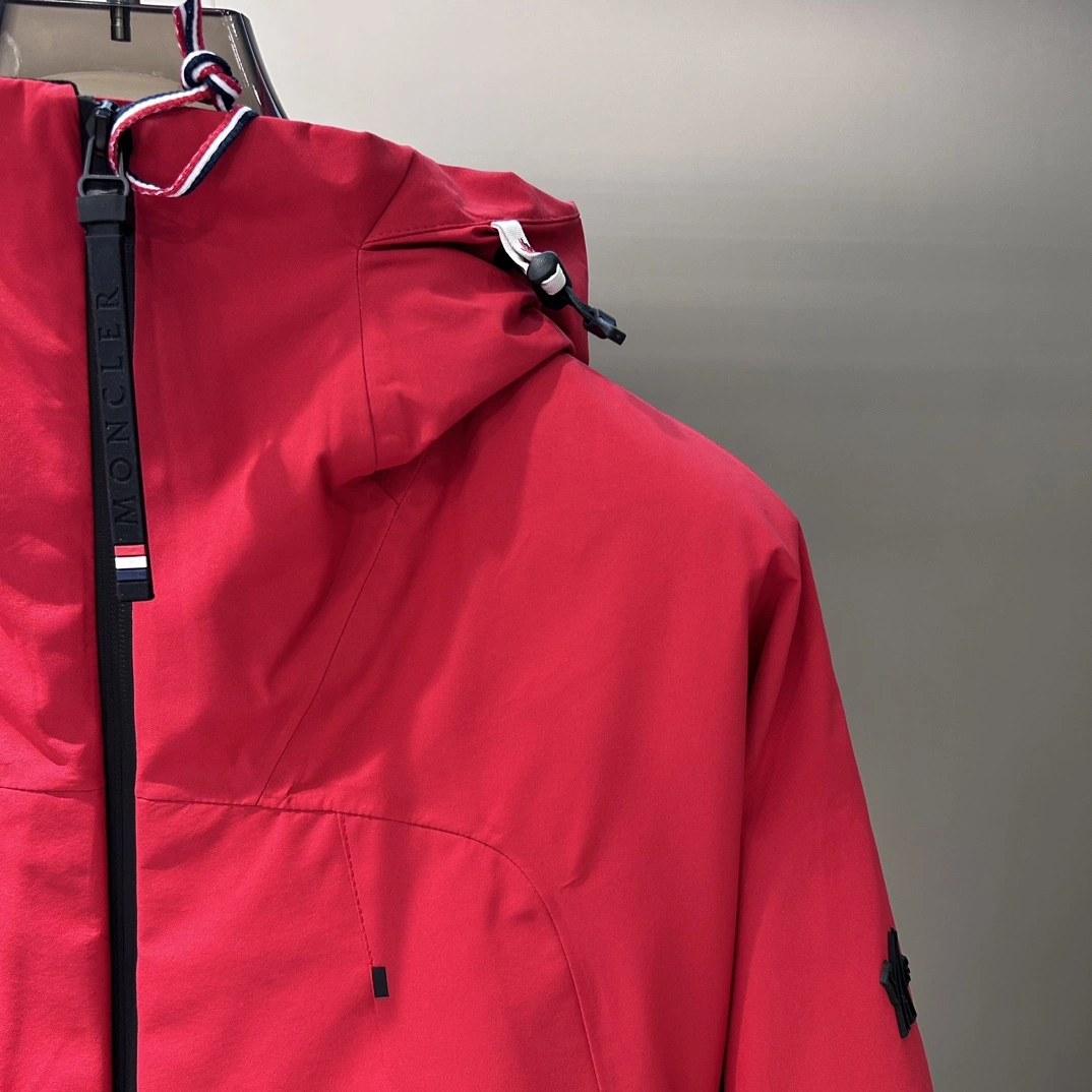 Moncler Down Jackets ComfortFit 145433