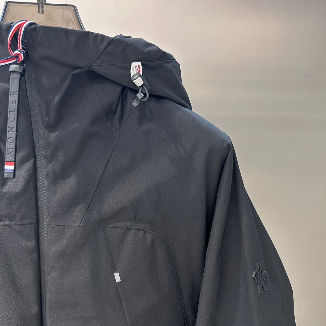 GoAnywhere Moncler Down Jackets 145430