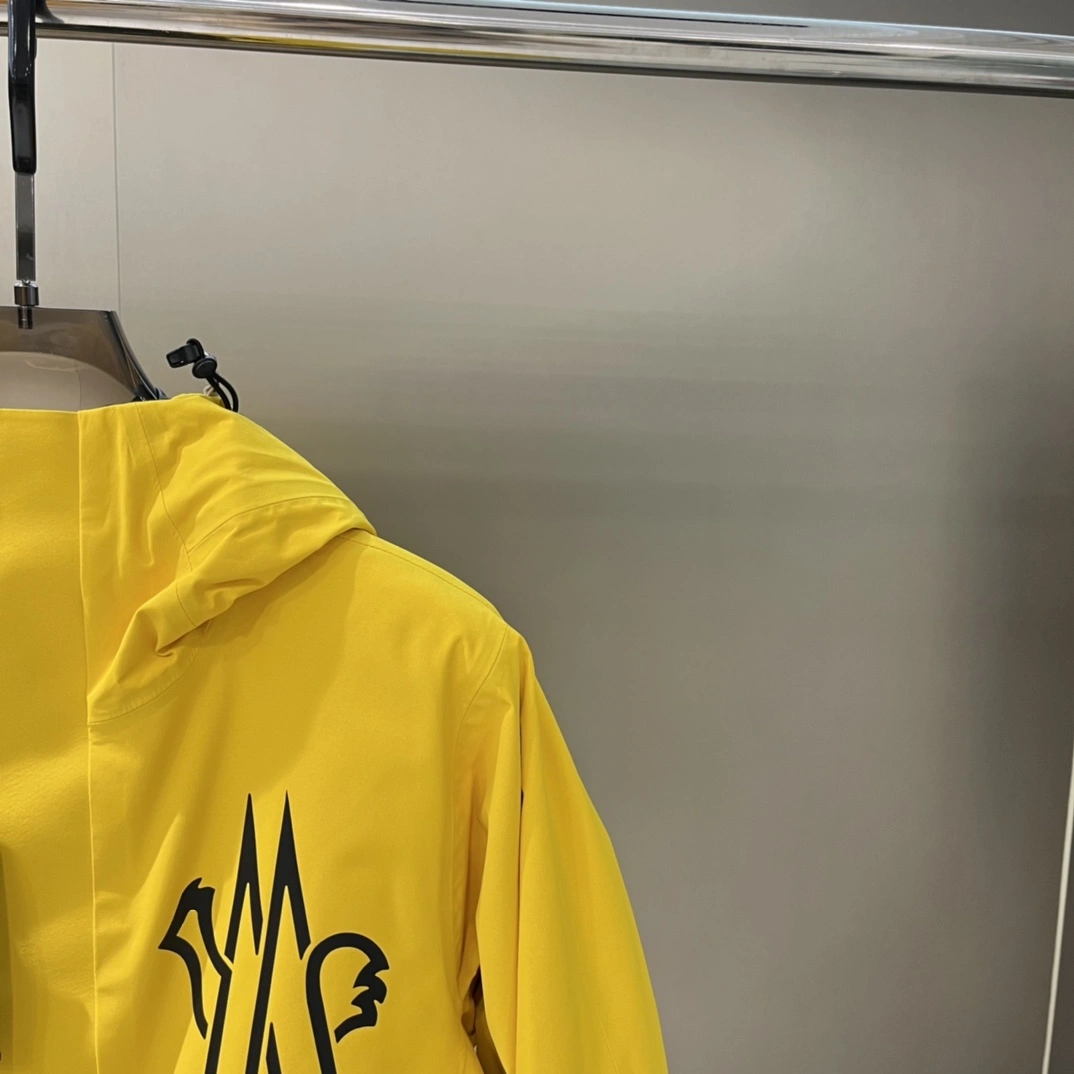 Moncler Down Jackets Effortless 145427