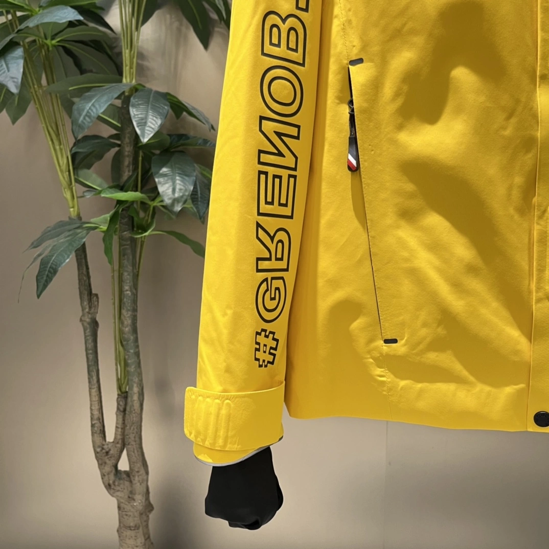 Moncler Down Jackets Effortless 145427