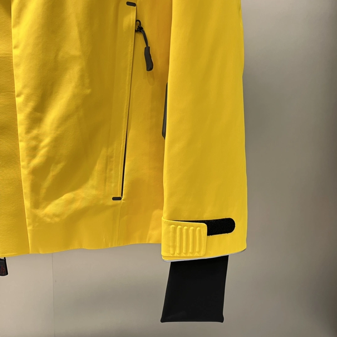 Moncler Down Jackets Effortless 145427