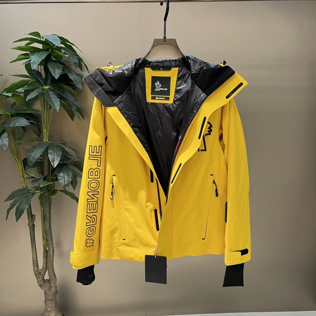 Moncler Down Jackets Effortless 145427