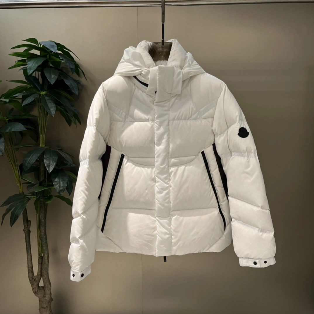 Moncler Down Jackets Timeless 145426