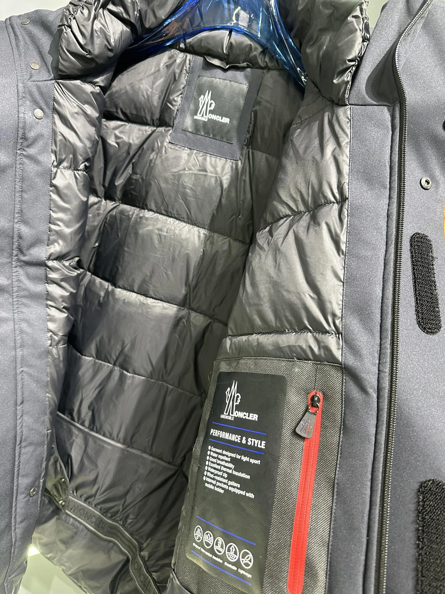 Bold Moncler Down Jackets 145422