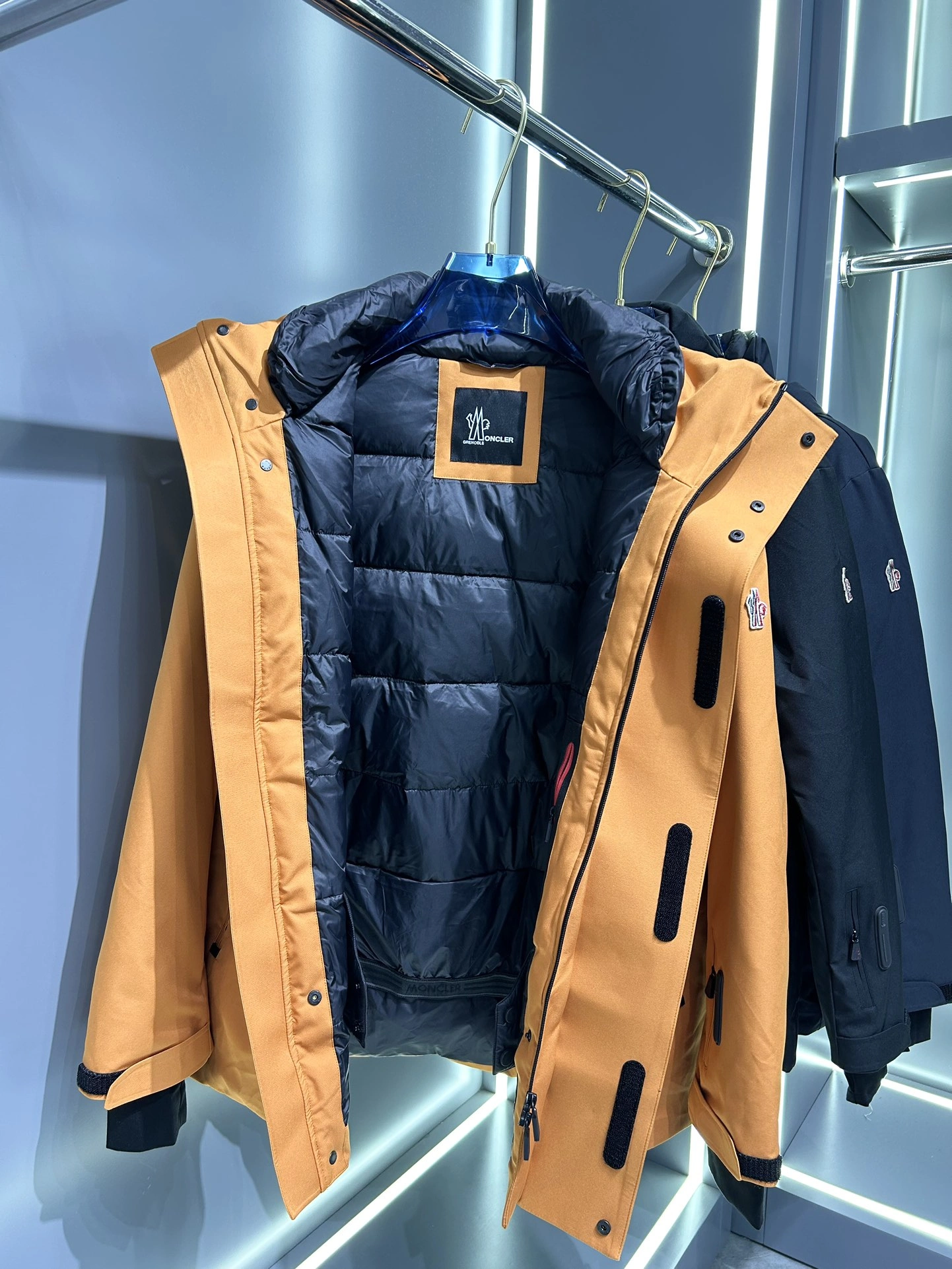 Moncler Down Jackets Functional 145424