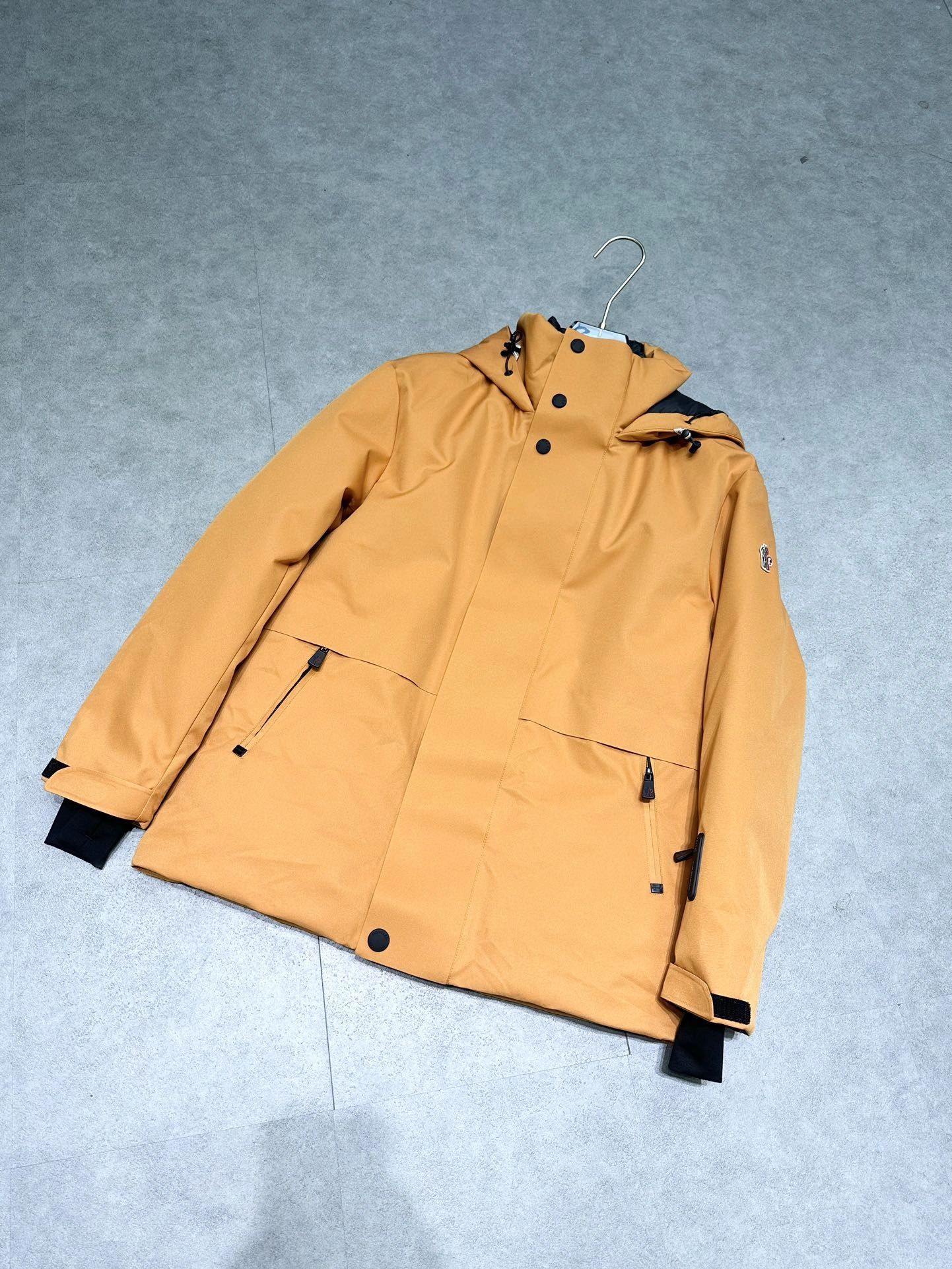 Moncler Down Jackets Functional 145424