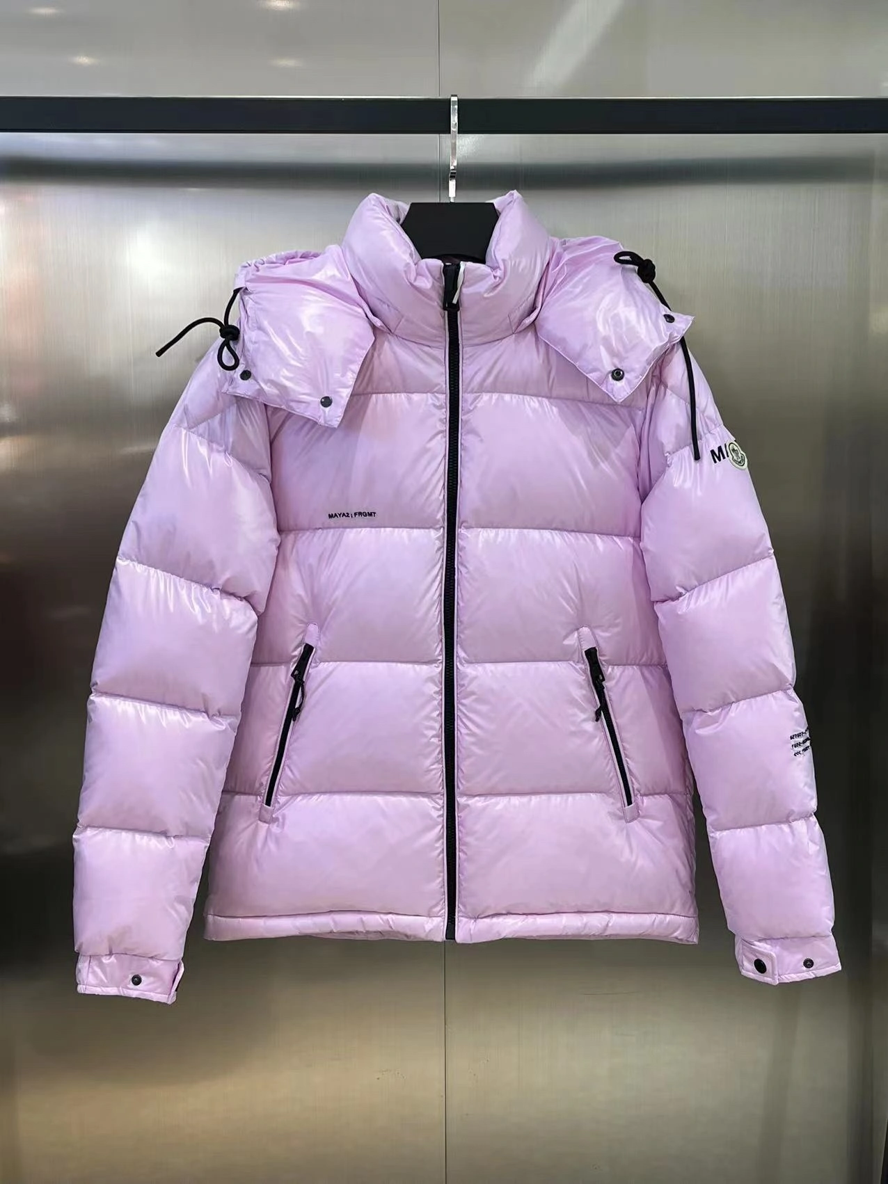 Moncler Down Jackets Unique 145421