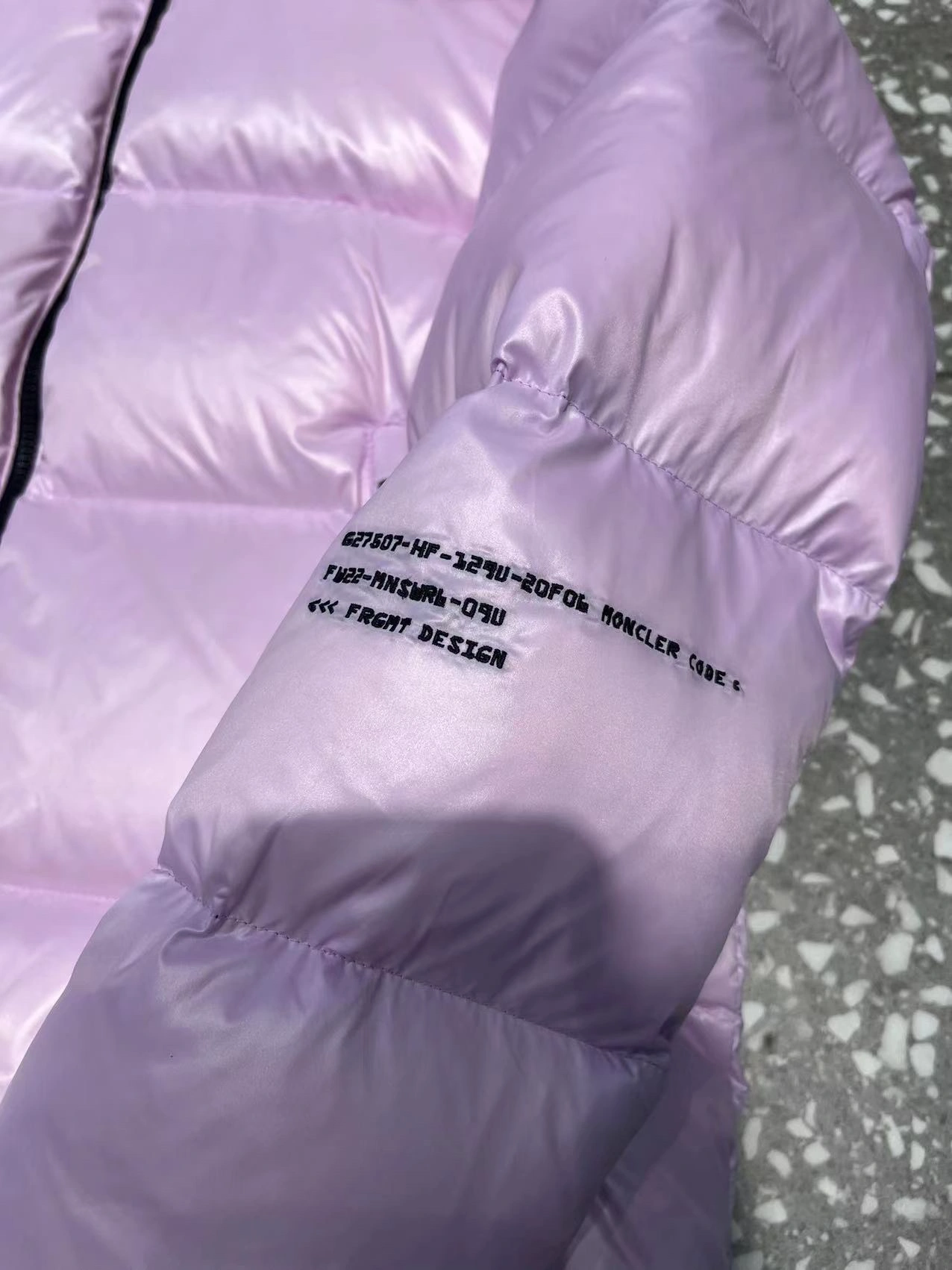 Moncler Down Jackets Unique 145421