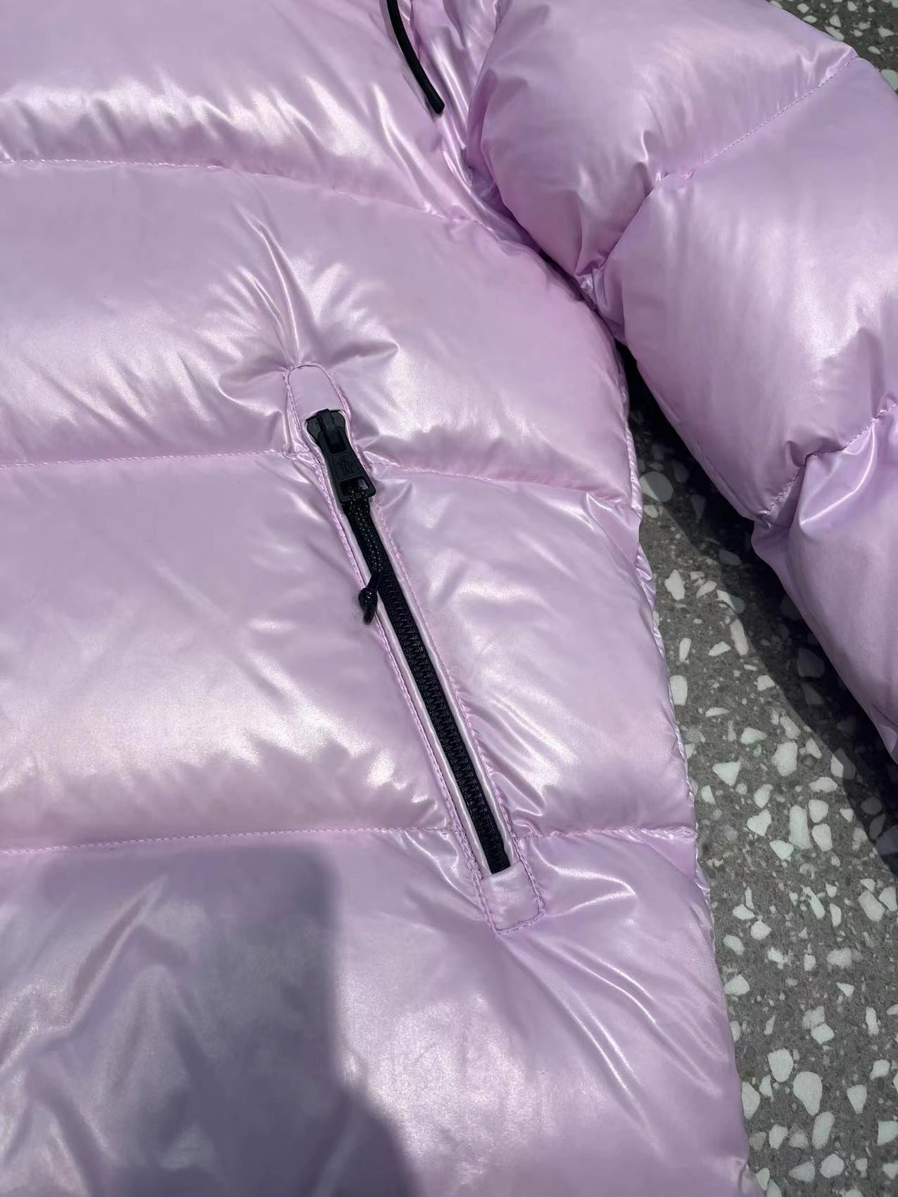 Moncler Down Jackets Unique 145421