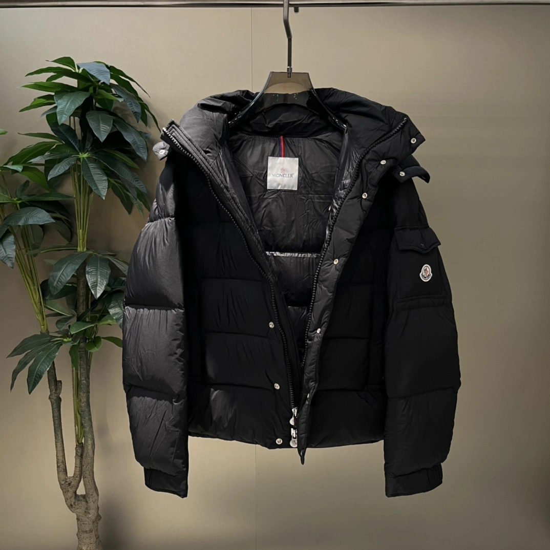 TravelReady Moncler Down Jackets 145414