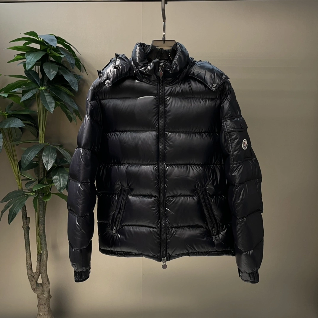 Moncler Down Jackets Stylish 145412