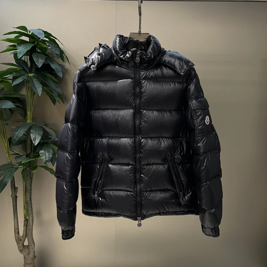 Moncler Down Jackets Stylish 145412