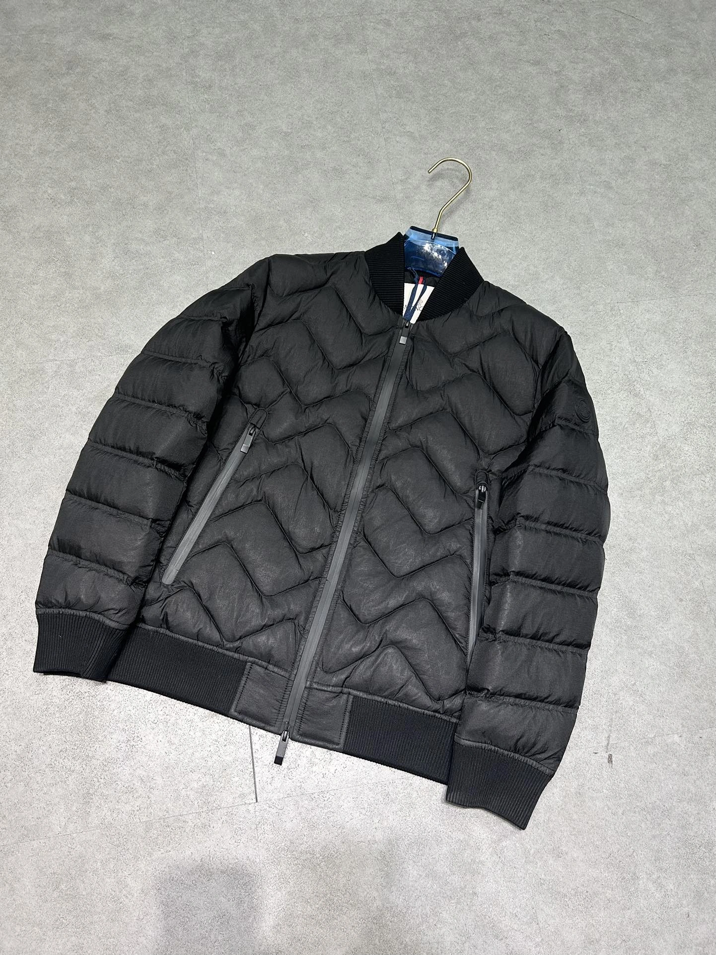 Moncler Down Jackets RelaxedFit 145413