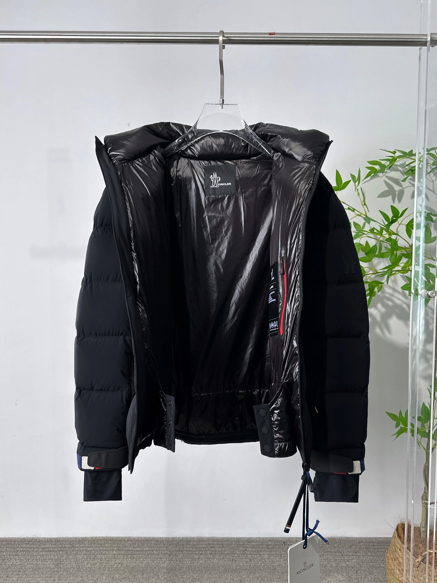 Sophisticated Moncler Down Jackets 145406