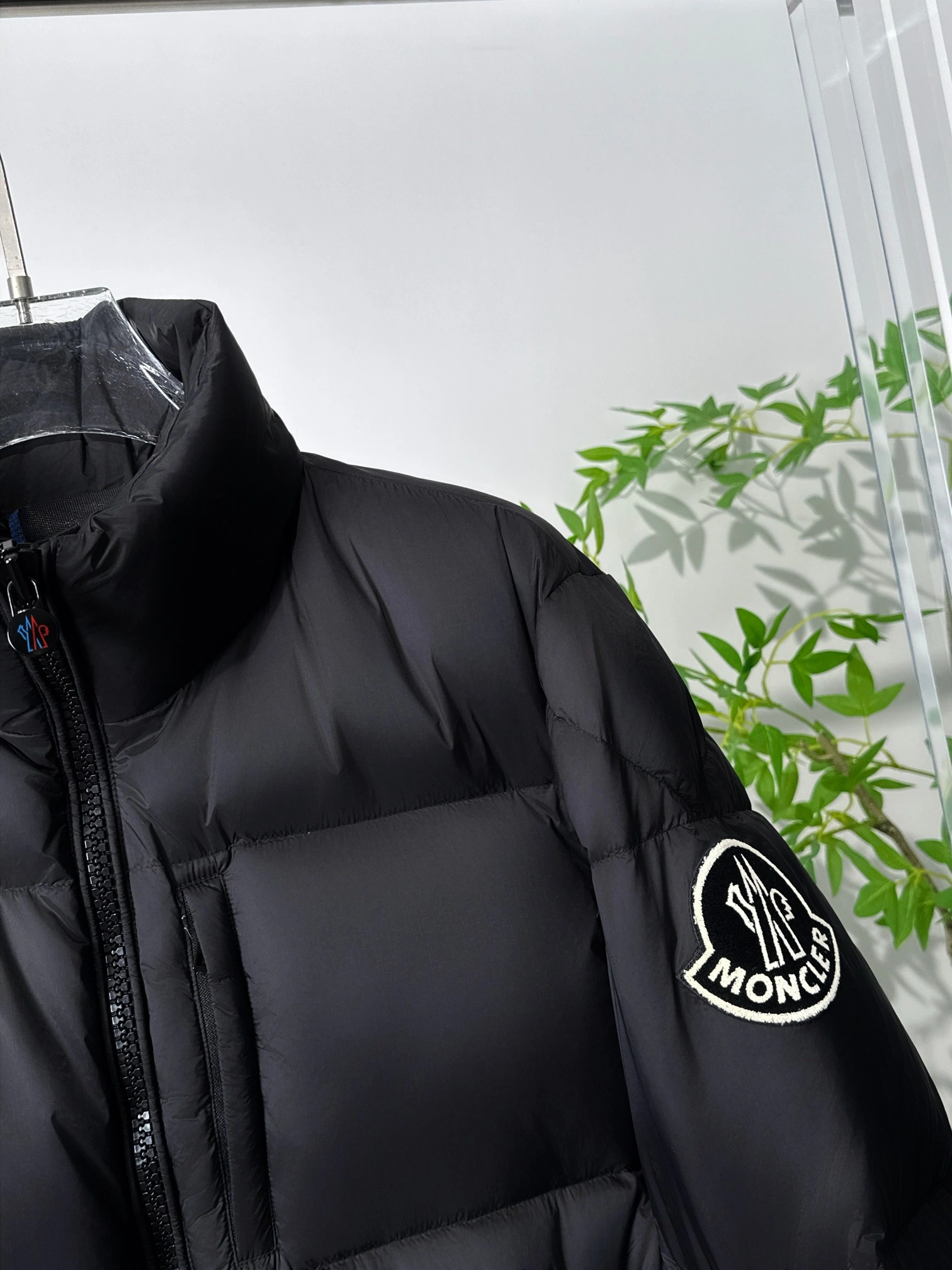 Moncler Down Jackets ModernLook 145419