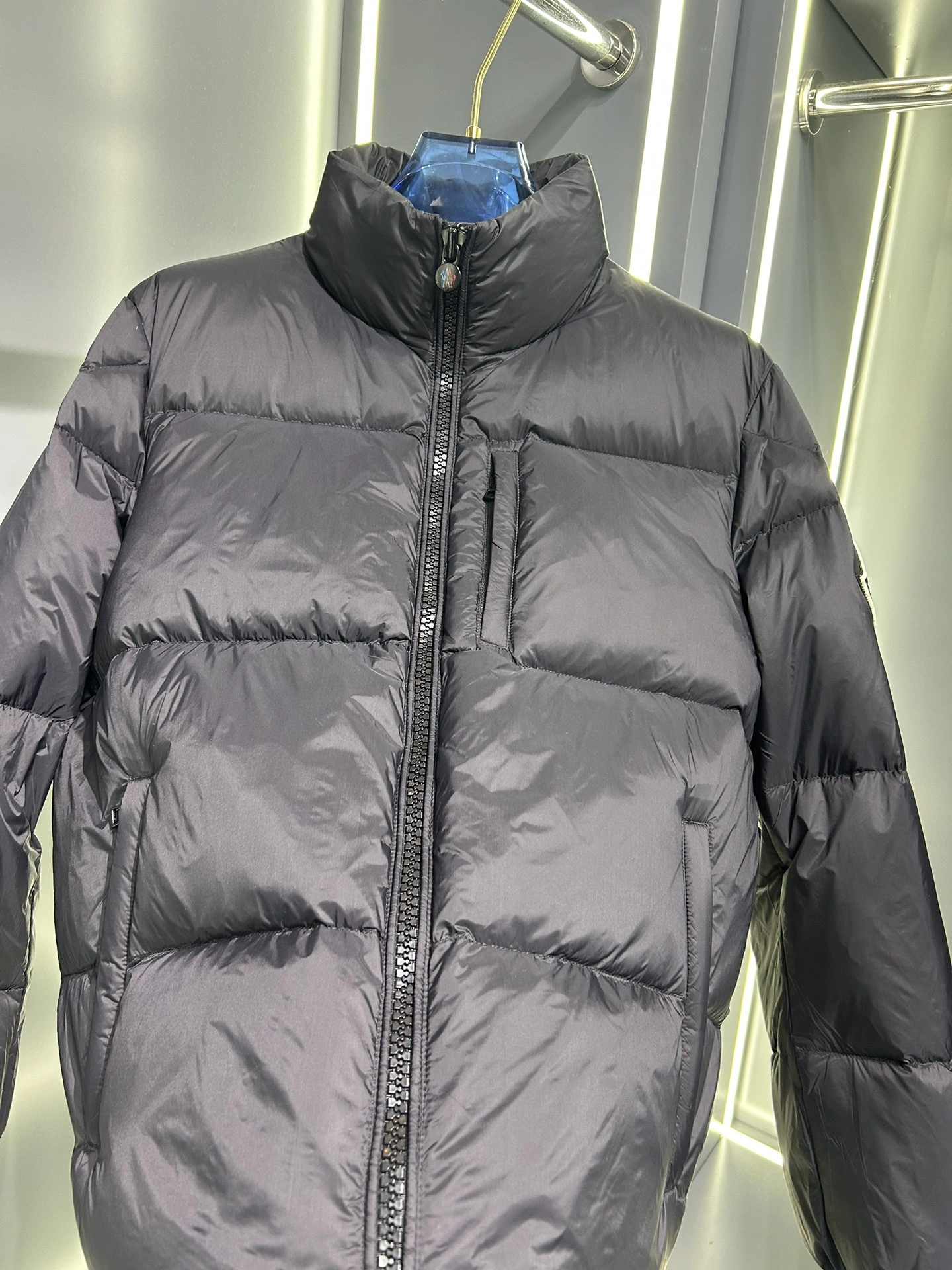 Moncler Down Jackets Attractive 145399