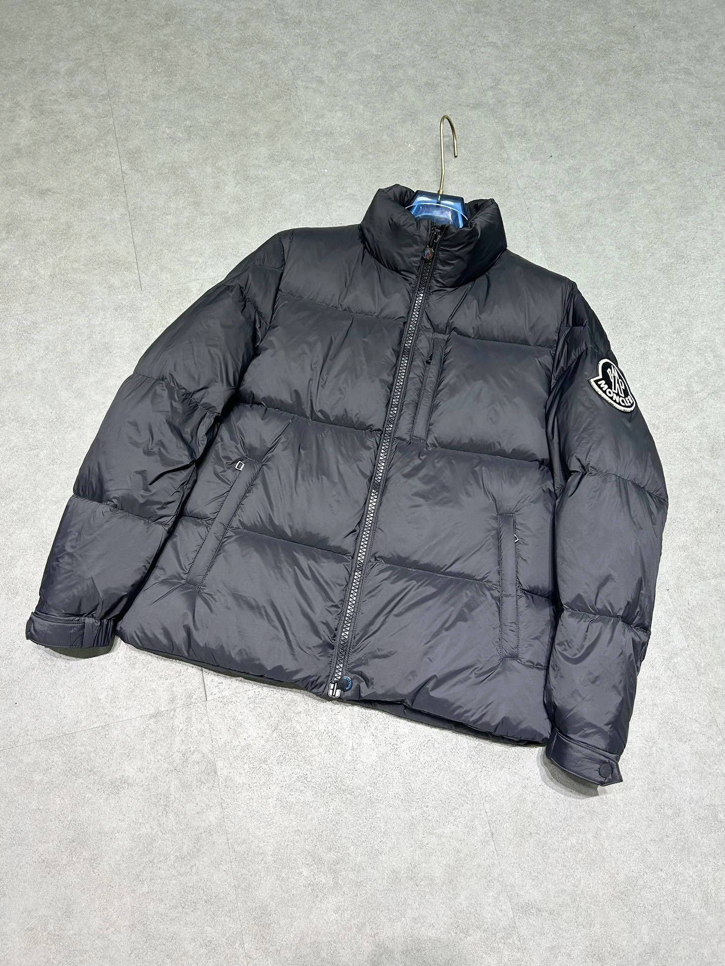 Moncler Down Jackets Attractive 145399