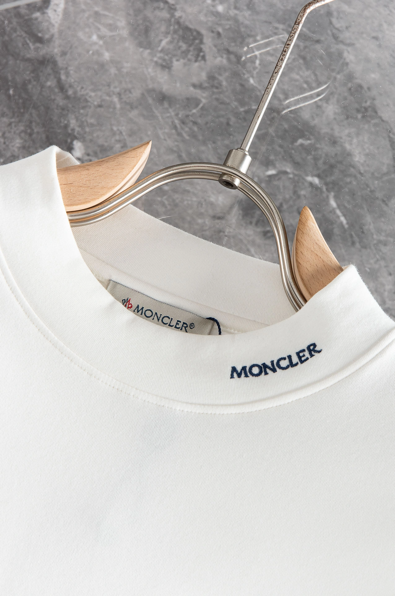 UrbanChic Moncler Down Jackets 145407