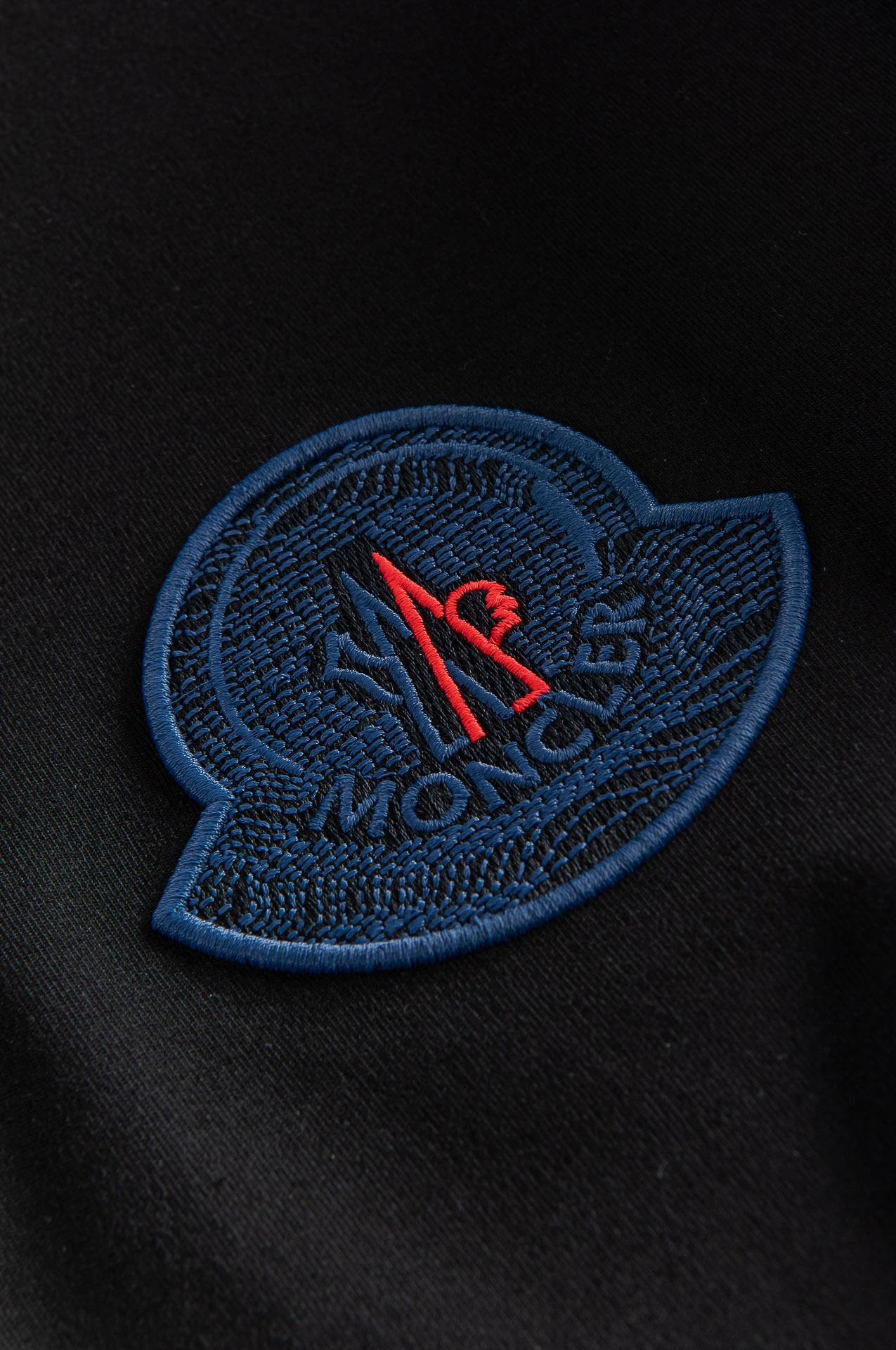Moncler Down Jackets Snug 145411