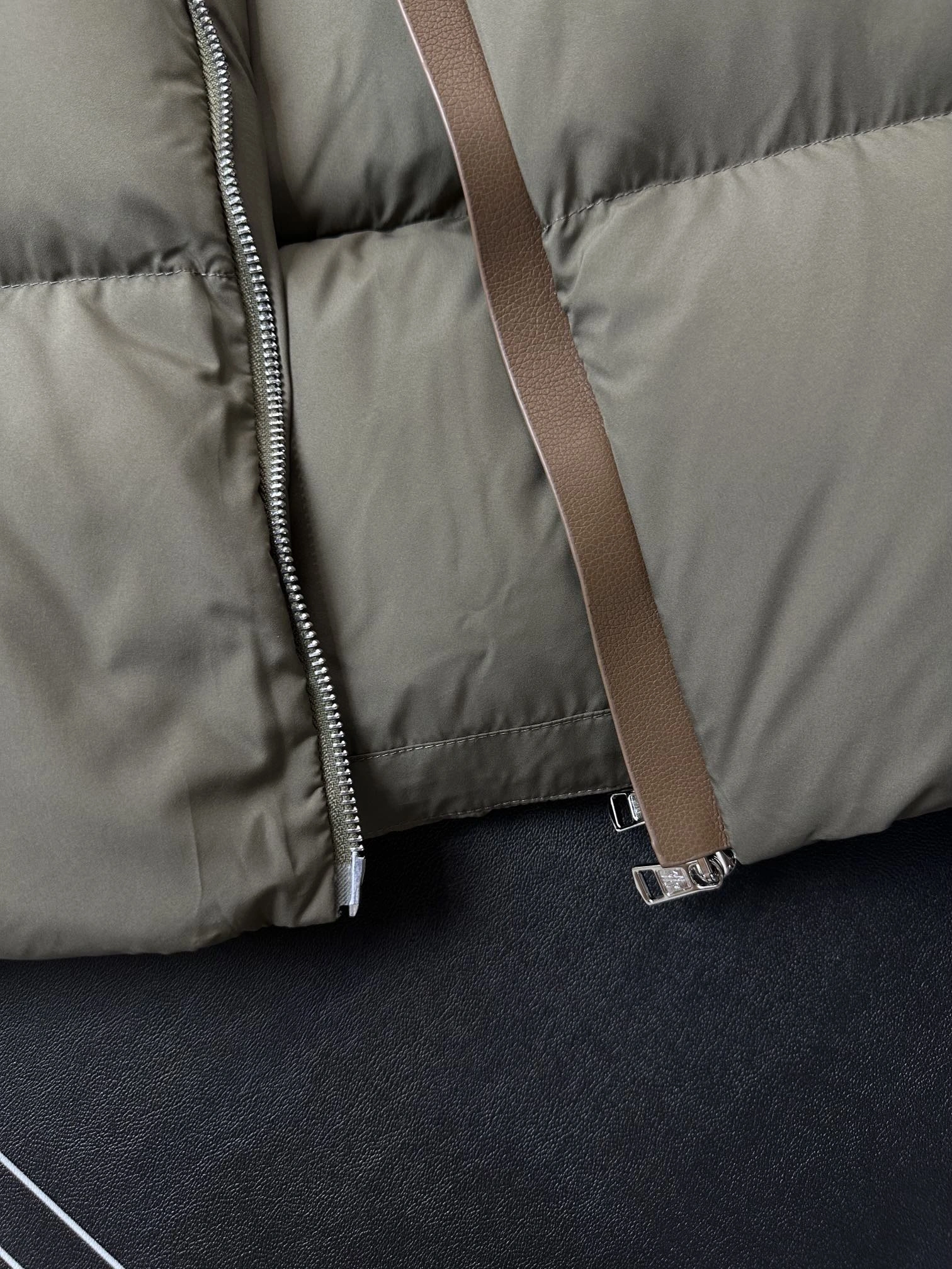 Cozy Moncler Down Jackets 145393