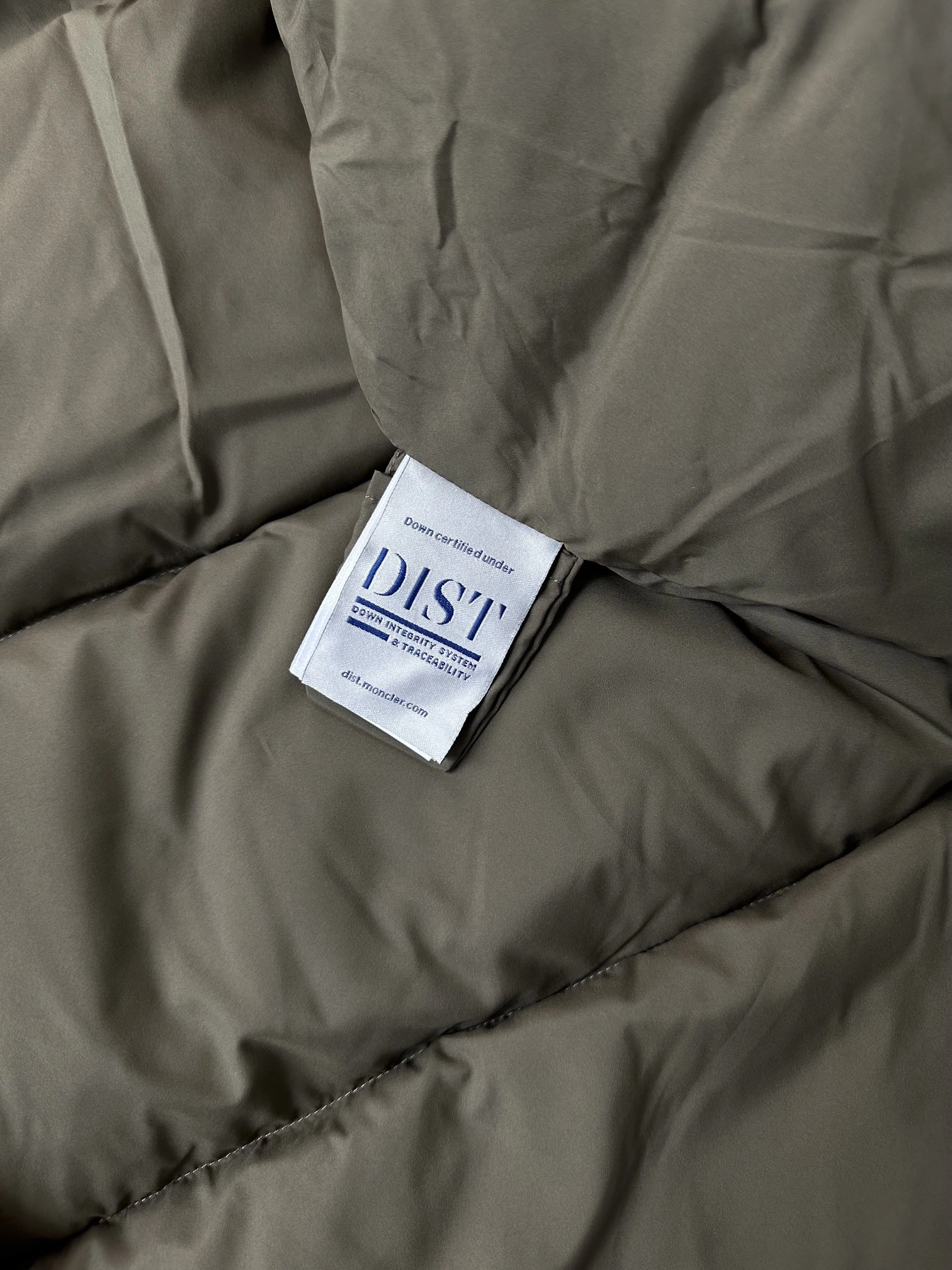 Cozy Moncler Down Jackets 145393