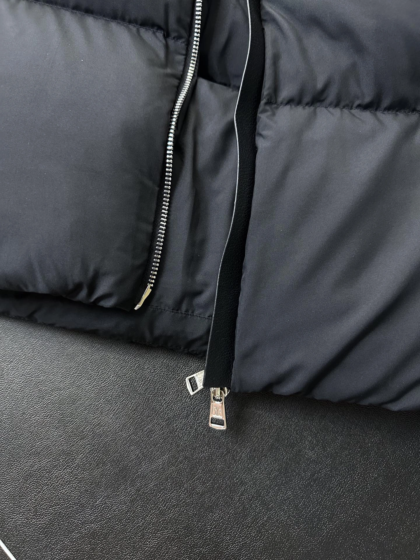 Original Moncler Down Jackets 145391